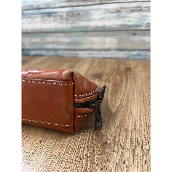 Patricia Nash Leather Make-Up Case - Picture 6 of 12